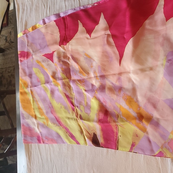 Vince Camuto 70"x17" Multicolored Bold Pink and Yellow 100% Silk Scarf - Picture 4 of 7